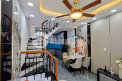Nhỉnh 5tỷ 3 tầng 44m2 hẻm trước nhà 4m ngay ngã tư hàng xanh bình thạnh