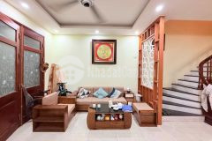 Bán nhà phố nguyễn chính hoàng mai gần kđt ao sào, 4 tầng mặt tiền rộng, ô tô đỗ cửa.
