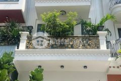 Nhà 6 tầng 486m2 xe hơi đổ cửa, thang máy ở ngay gần chợ an nhơn gò vấp lh0707745769.