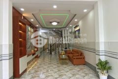 P.15, quận 8,sat mt, mơi đep, hẻm nhựa,ô tô vào nhà, 104m2, 3tầng, 5pn, nhỉnh 6tỷ