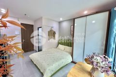 Cho thuê căn hộ studio ban công nằm ngay quần ngựa, ba đình