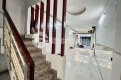 Bán nhà hxh đường da nam quận 8 dt 49mv shr chỉ 7tỷ630. lh0986225711.