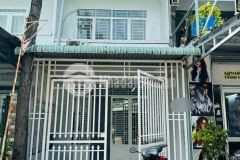 Bán nhà 1 trệt 1 lầu kdc 586 hưng phú cần thơ có chìa khoá