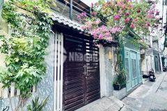 Nhà bán bề ngang rộng khủng 4.5m, hưởng lợi từ tuyến metro số 2