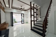 Bán nhà thạch bàn cổ linh lô góc rộng thoáng, 33m2,5t chỉ 6,95 tỷ