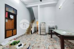 Cho thuê nhà nguyên căn vĩnh phúc, ba đình, gần phố, ngõ ba gác, 4 ngủ, 3 wc