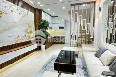 Chủ cần gấp trong tháng nhà dân xây ngõ thông ô chờ thang máy