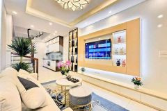 Bán nhà gần cấp tường cấp 2 thạch bàn, long biên, 35m2, 5t chỉ 7,1 tỷ