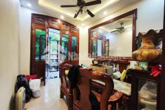 Cho thuê nhà phố đội cấn, vạn phúc, ba đình, nhà đẹp, view sân rộng, gần phố