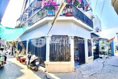 Ngay vòng xoay lê đại hành. nhà 5 tầng, hẻm ô tô, nhỉnh 9 tỷ.