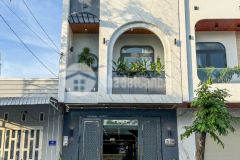 Siêu phẩm 1 trệt 2 lầu mới đẹp 100 đường d15 kdc hồng loan 5.9 tỷ