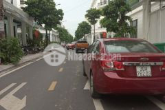 Bán biệt thự louis city hoàng mai, 5 tầng mặt tiền rộng, đường ô tô thông, kinh doanh.