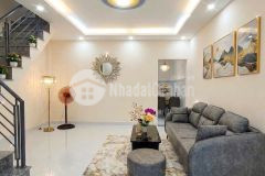 Nhà 1 trệt 1 lầu pla q9. gần trường ngô thời nhiệm. đường hồ bá phấn. giá 4,75ty