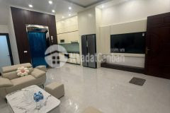 Nhà đẹp ngõ lệ mật, lb giá chỉ 10.7 tỷ, 50m2x5t, thang máy