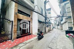 Bán nhà mới cổ nhuế cạnh đại học mỏ địa chất lô góc thang máy 45m 5 tầng. giá 9.5 tỷ