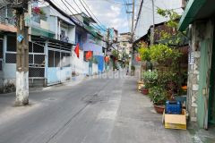 Bán nhà lạc long quân, phường 1, quận 11, xe hơi, 57m, chỉ 6.3 tỷ.