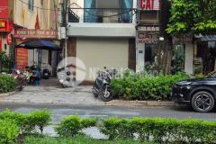 Chính chủ bán nhà mặt phố nguyễn cơ thạch 45mv sđcc lh0969148973.