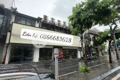 Cho thuê mặt bằng kinh doanh vị trí siêu đẹp, vỉa hè rộng, mặt tiền lớn tại huỳnh thúc kháng