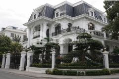 Ngộp bank bán gấp biệt thự lô góc vinhomes riverside 250m2 chỉ 8x tỷ. lh 0989626116