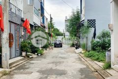 Nhà phố 3 tầng, đường lò lu, gần vinhomes grand park q.9