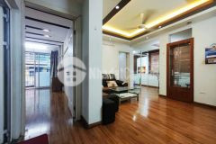 Cho thuê căn hộ tập thể 7.2 ha vĩnh phúc, ba đình, nhà đẹp full nội thất, ô tô đỗ