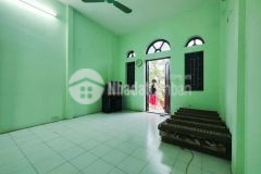 Cho thuê nhà gần 173 hoàng hoa thám, ba đình, mặt ngõ ô tô tránh, gần phố