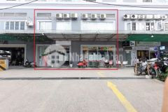 Bán gấp nhà 2 tầng thoáng mát đang có hđ thuê 35trth. lh0984682356.