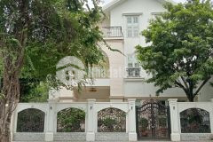 Bán biệt thự khu đô thị văn phú hà đông, 200m, 30 tỷ xíu