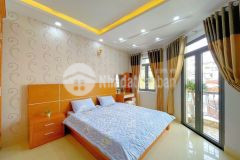 Bán nhà hẻm ô tô, gò vấp, 5 tầng, 4 x 11, 8.x tỷ.