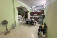 Tôi cần bán nhà ngõ đặng văn ngữ, giá 19.7 tỷ, gần 65m2x3t, lô góc