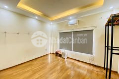 Bán nhanh nhà ngõ 218 lạc long quân, giá 23 tỷ, 90m2x5t, ở luôn