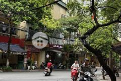 Nhà đẹp tô vĩnh diện, 45m2, 15.6 tỷ, ô tô vào nhà, có thể làm văn phòng, kinh doanh
