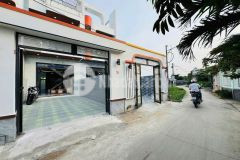 Nhà đẹp giá chỉ 2,2 tỷ không gian rộng, phù hợp an cư và kinh doanh
