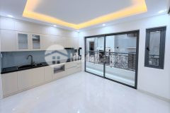 Nhà đẹp la thành, 6 tầng, full nội thất, 10m ra ô tô tránh, giá 12 tỷ