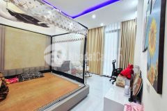 Hạ 1 tỷ bán nhà đường láng 30m2 gara ô tô 5 tầng, mặt tiền 3.8m nhỉnh 10 tỷ hiếm đống đa