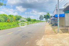 Nhà đẹp mặt tiền ql27 gần vòng xoay lương khương, đức trọng, lâm đồng