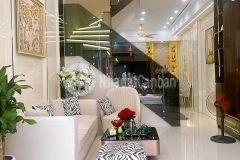 Bán nhà gần phố hoàng mai trương định, 40m2 x 4 tầng nội thất đẹp, gần đường ô tô.