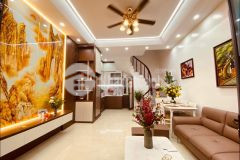 Bán nhà hoàng mai 5 tầng mới đẹp ở ngay 8.6 tỷ