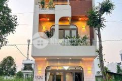 Nhà 1 trệt 2 lầu mới đẹp full nội thất đường d13 kdc hồng loan 6a cần thơ.