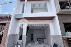 Nhà đẹp ngay chợ thạnh phú chỉ 600tr sở hữu ngay