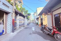 Nhà diện tích lớn khu bên sông sau gigamail, 79m2