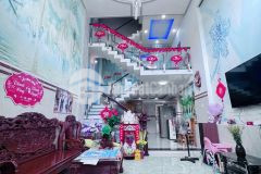 Bán nhà đẹp 4 tầng mtkd nguyễn văn công ngang 4.5m 77m2 vài phút tới sân bay chỉ 11.5 tỷ.