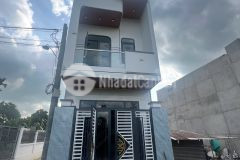 Nhà lầu sổ riêng thổ cư ngay chợ thạnh phú chỉ 700tr sở hữu ngay