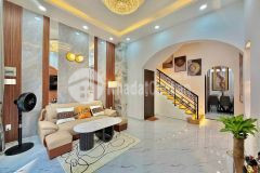 Siêu phẩm phan đình phùng pn hẻm thông sát xe hơi 4 tầng 5pn 5wc full nội thất cc 52m²