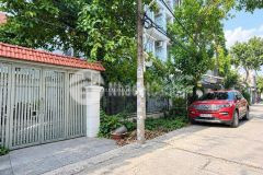 Bán nhà hxh trần bá giao ngang 10m 210m2 biệt thự sân vườn nơi sài thành chỉ 20.5 tỷ.