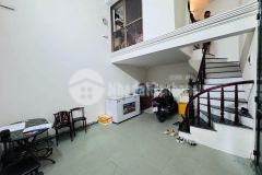 Tôi cần bán nhà ngõ hoàng hoa thám, giá 13.5 tỷ, 40m2x3t, ở luôn
