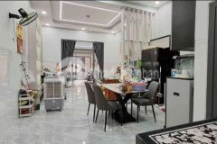 Nhà đẹp nguyễn đức thiệu 104m2 ngay trung tâm dĩ an full nội thất nhỉnh 3t
