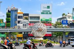 Ngay vòng xoay lăng cha cả xe hơi ngủ nhà, 4.76 x 14.10 67m2 5 tầng ở, kinh doanh tuyệt vời