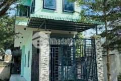 Thanh ly nha kem 5 phong tro 5x30m2gân vong xoay nguyên văn linh gia 1 ty700tr