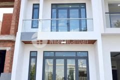 Nhà lầu gần chợ thạnh phú 1 sẹc hương lộ 15